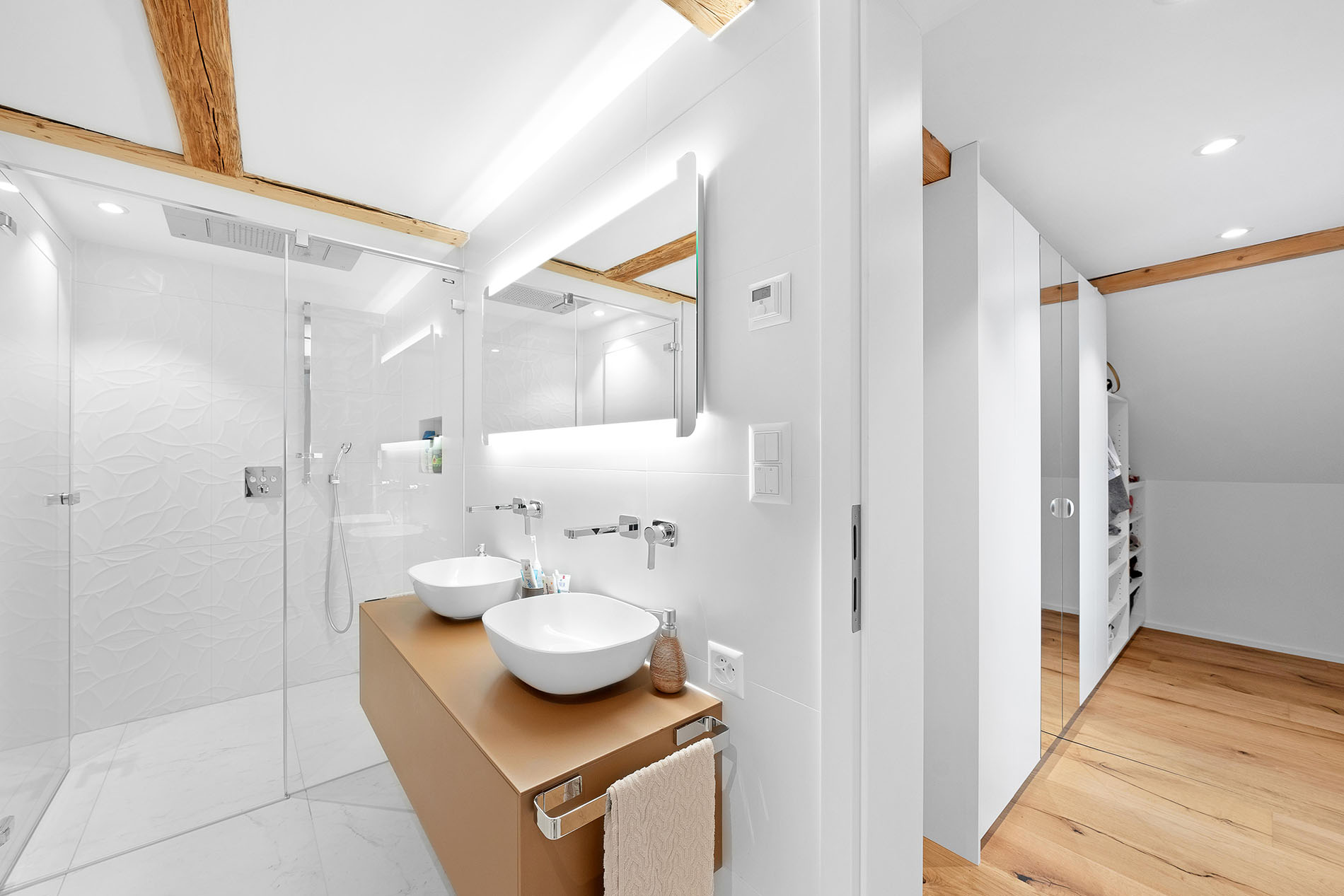 Modernes Immobilienprojekt von NEXANA